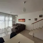 Kela 3 Apartment *